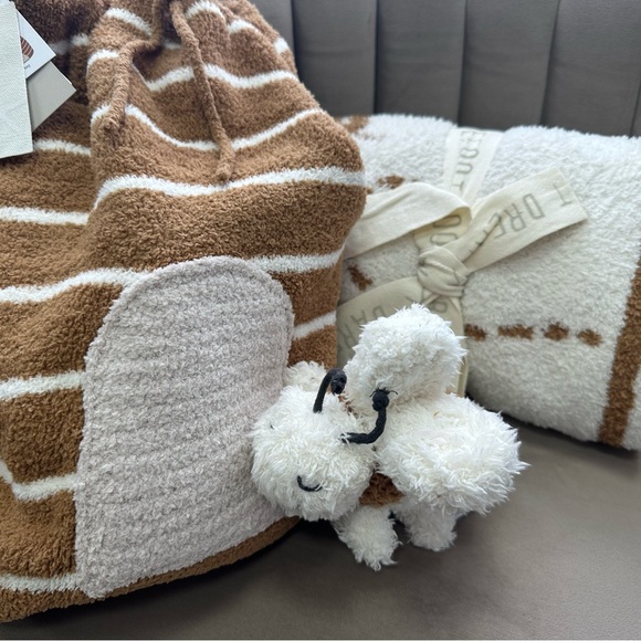 COPY - 【BRAND NEW】Barefoot dreams CozyChic™M Baby Bee
Bundle Blanket Set - Picture 5 of 6